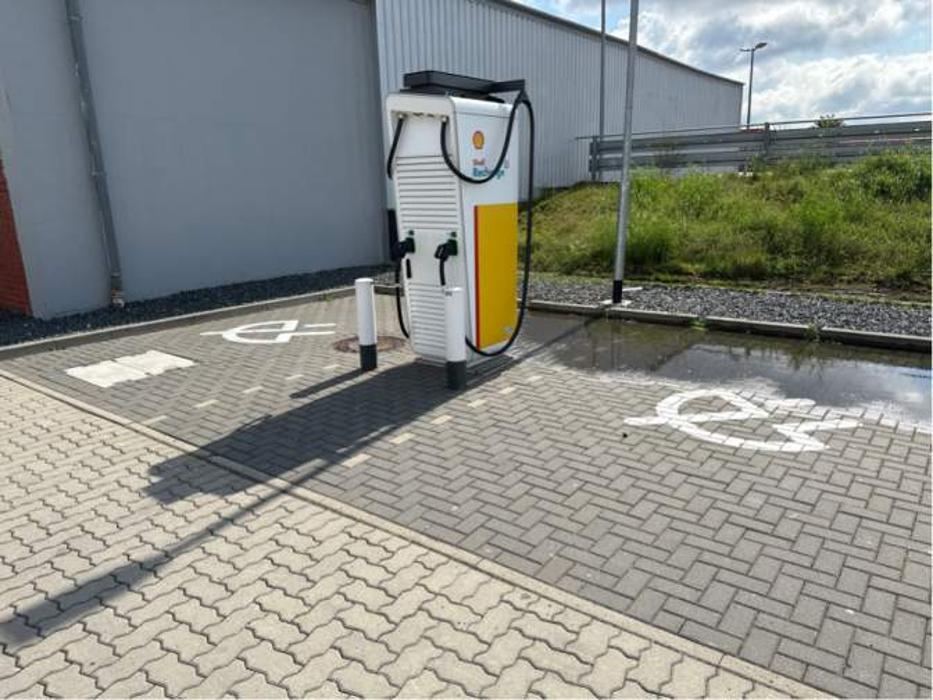 Shell Recharge Charging Station, Hansestraße in Braunschweig