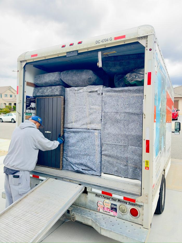 C&C Moving Specialist - Lancaster, CA