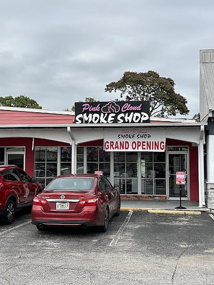 Pink Cloud Smoke Shop - Winter Haven, FL