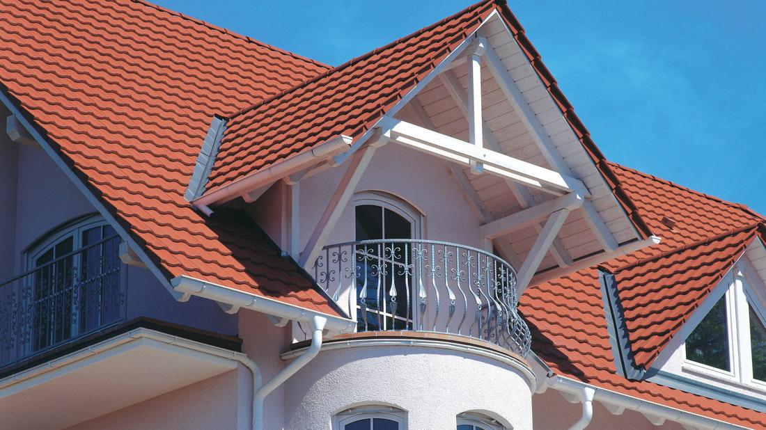 Dachdeckermeister Udo Lemnitzer, Bahnhofstraße in Hartenstein