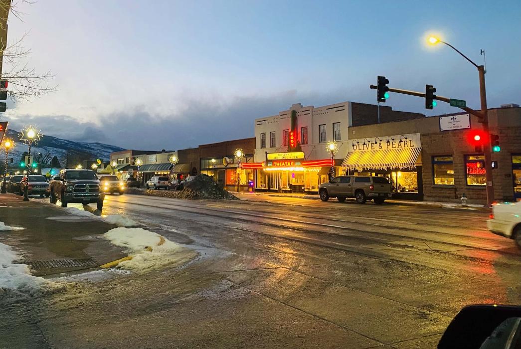 Moose Creek Lodge & Suites Image