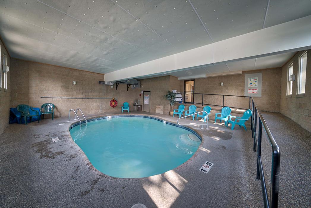 Moose Creek Lodge & Suites Image