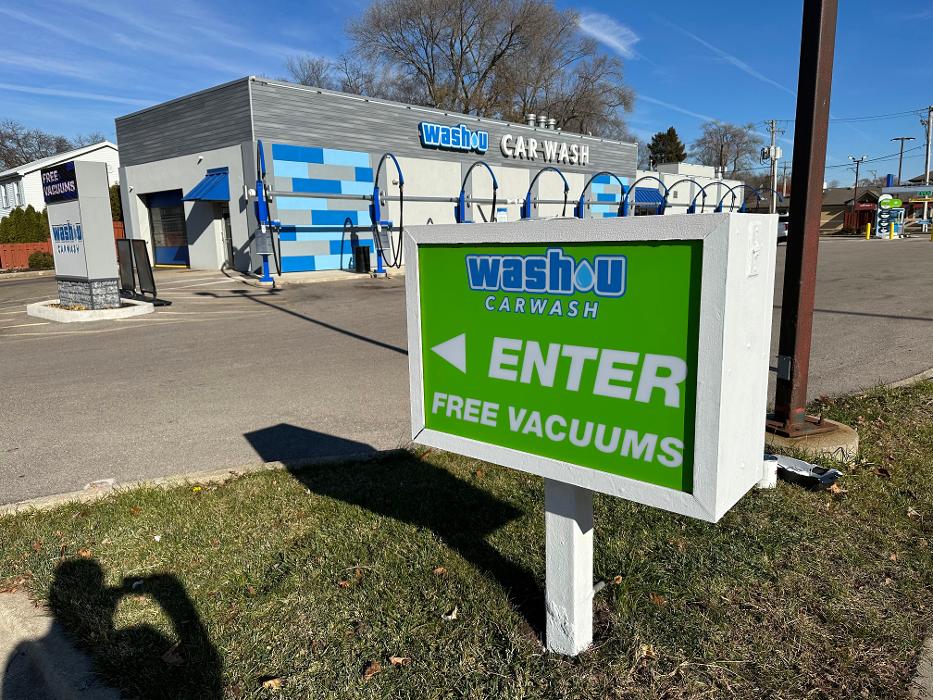 WashU Car Wash - Naperville, IL