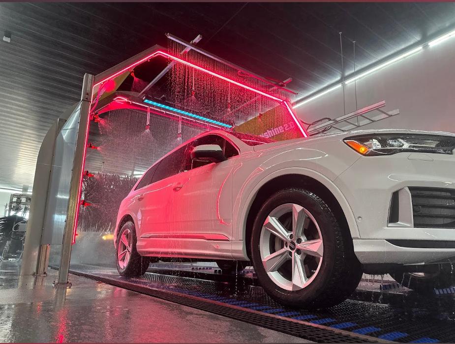 WashU Car Wash - Naperville, IL