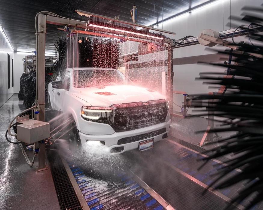 WashU Car Wash - Naperville, IL