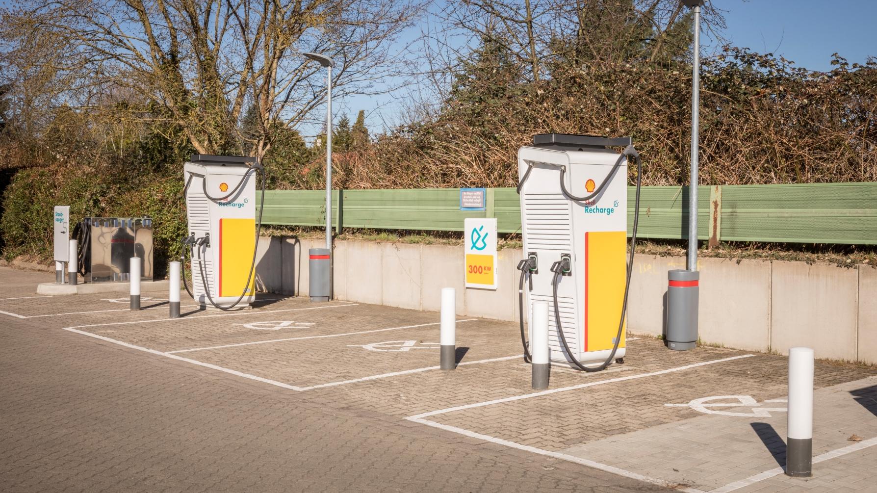 Shell Recharge Charging Station, Münchenstraße in Braunschweig