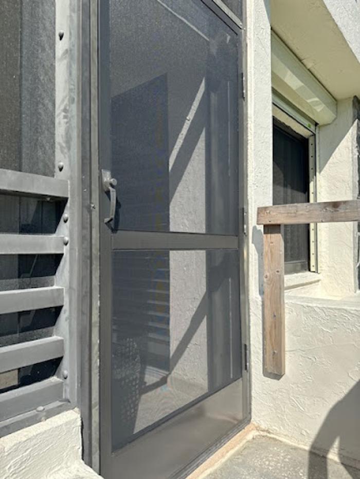 Gonzalez Pool Screen Repair - Lehigh Acres, FL