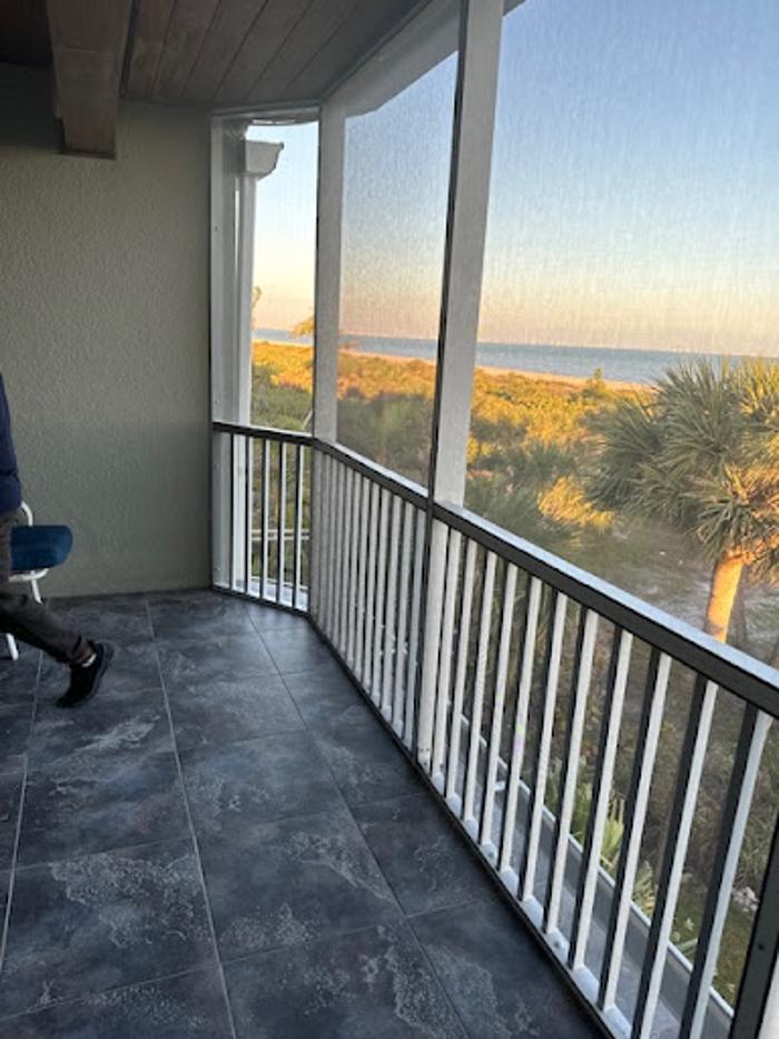 Gonzalez Pool Screen Repair - Lehigh Acres, FL