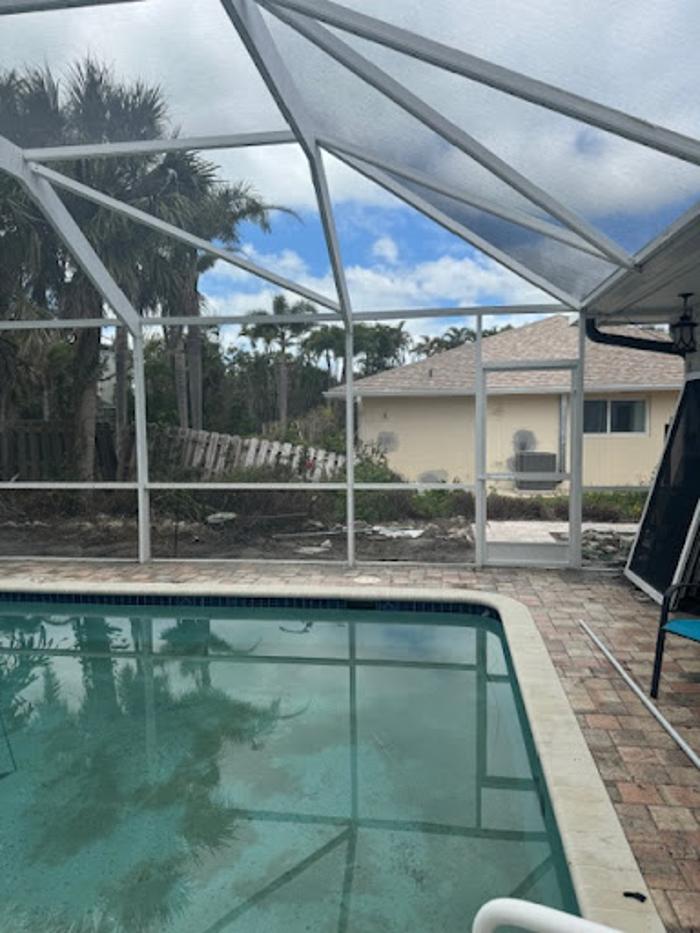 Gonzalez Pool Screen Repair - Lehigh Acres, FL