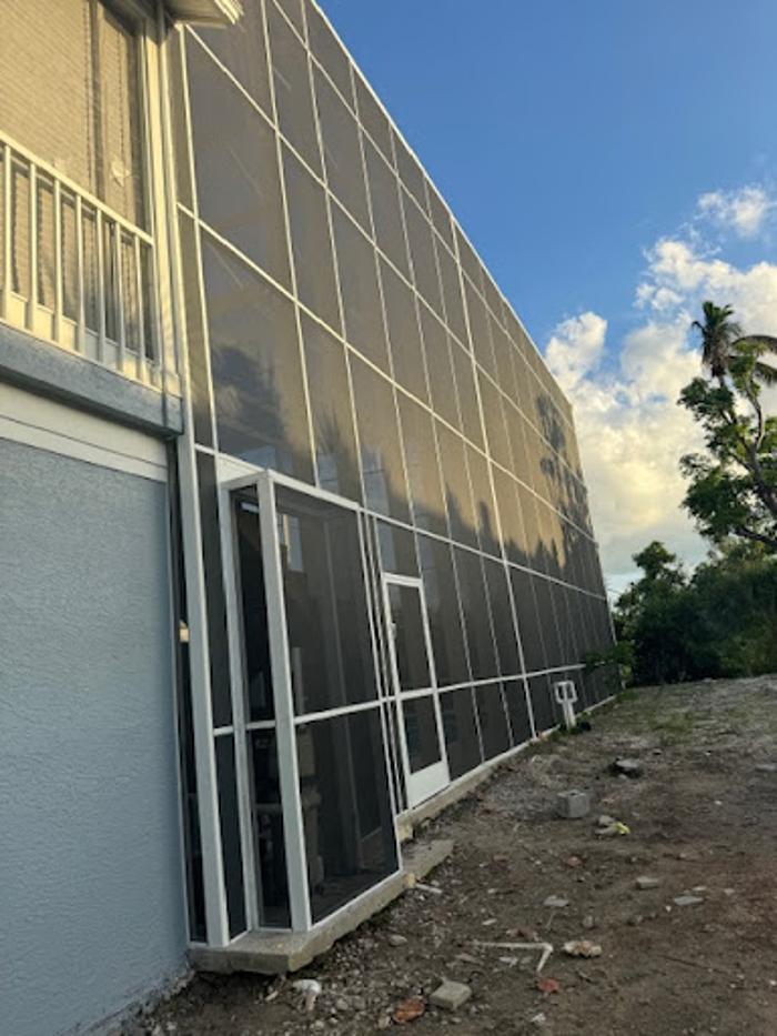 Gonzalez Pool Screen Repair - Lehigh Acres, FL