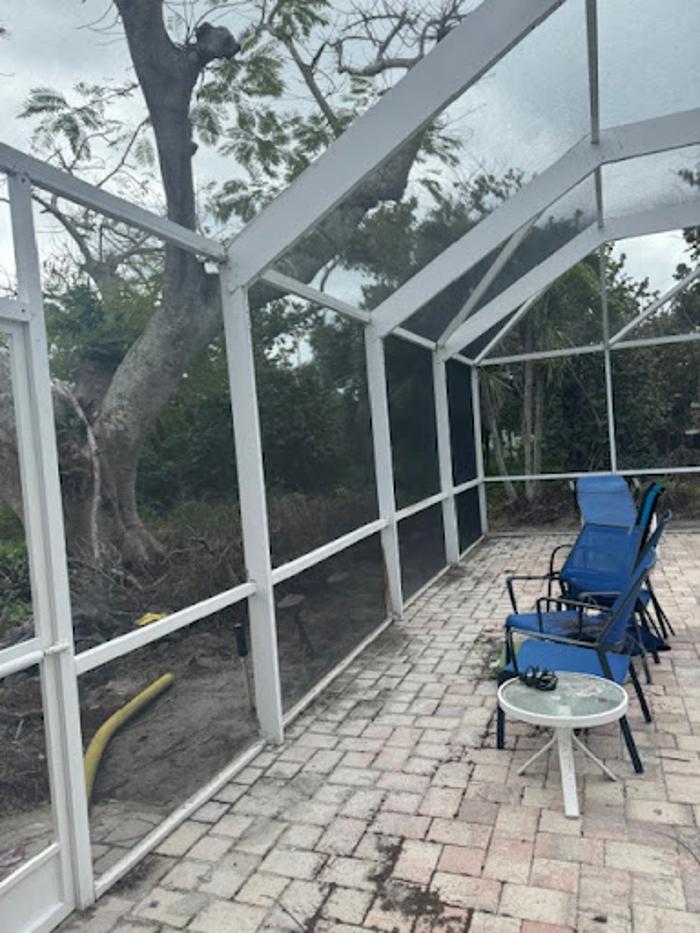 Gonzalez Pool Screen Repair - Lehigh Acres, FL