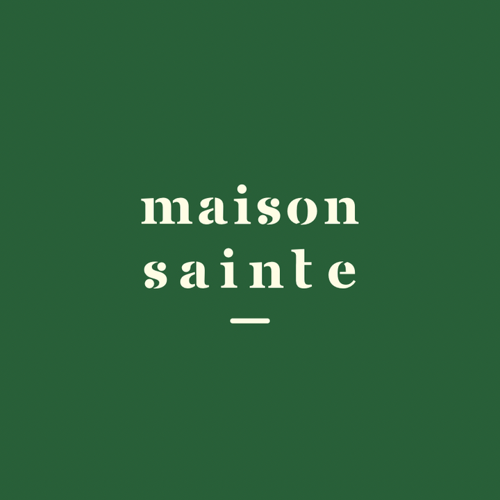 Maison Sainte vêtement pour femme (détail)