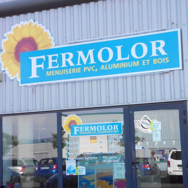 Fermolor Clermont fenêtre, chassis vitré