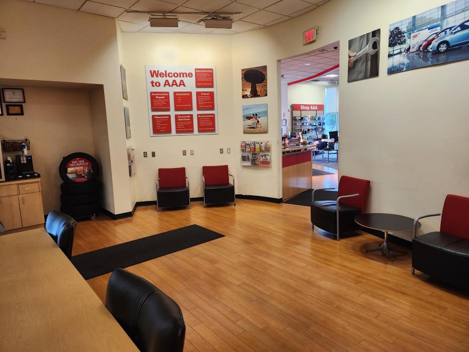 AAA Frederick Car Care Insurance Travel Center - Frederick, MD