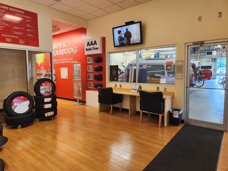 AAA Frederick Car Care Insurance Travel Center - Frederick, MD