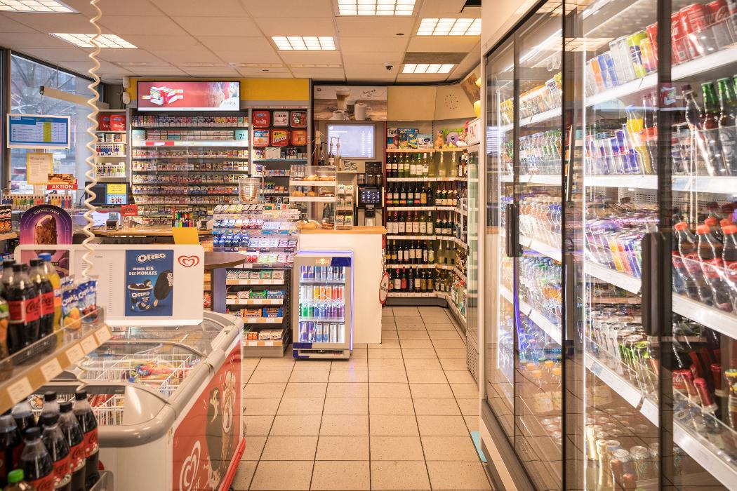 Shell Recharge Charging Station, Hauptstraße in Berlin