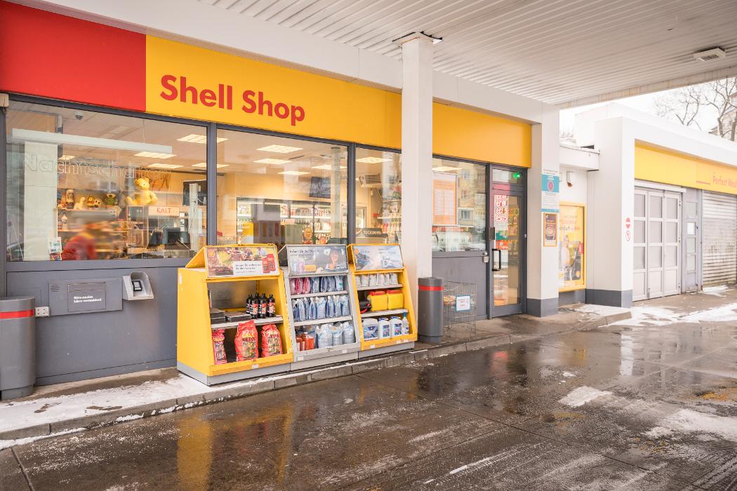 Shell Recharge Charging Station, Hauptstraße in Berlin