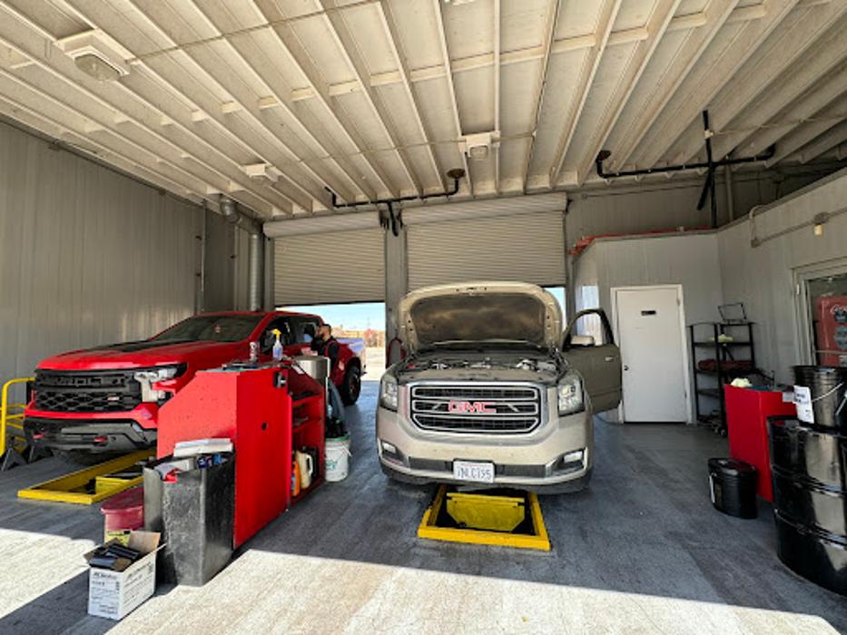 Brawley Auto Lube - Brawley, CA