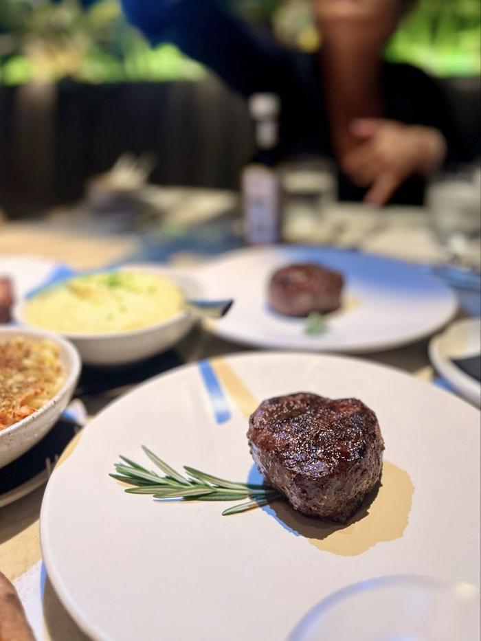 The Amalfi Llama - Aventura, FL