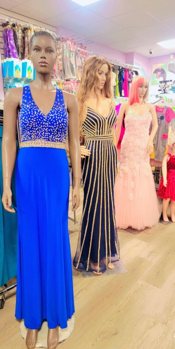 NANA'S CLOTHING &amp; ACCESORIES Logo