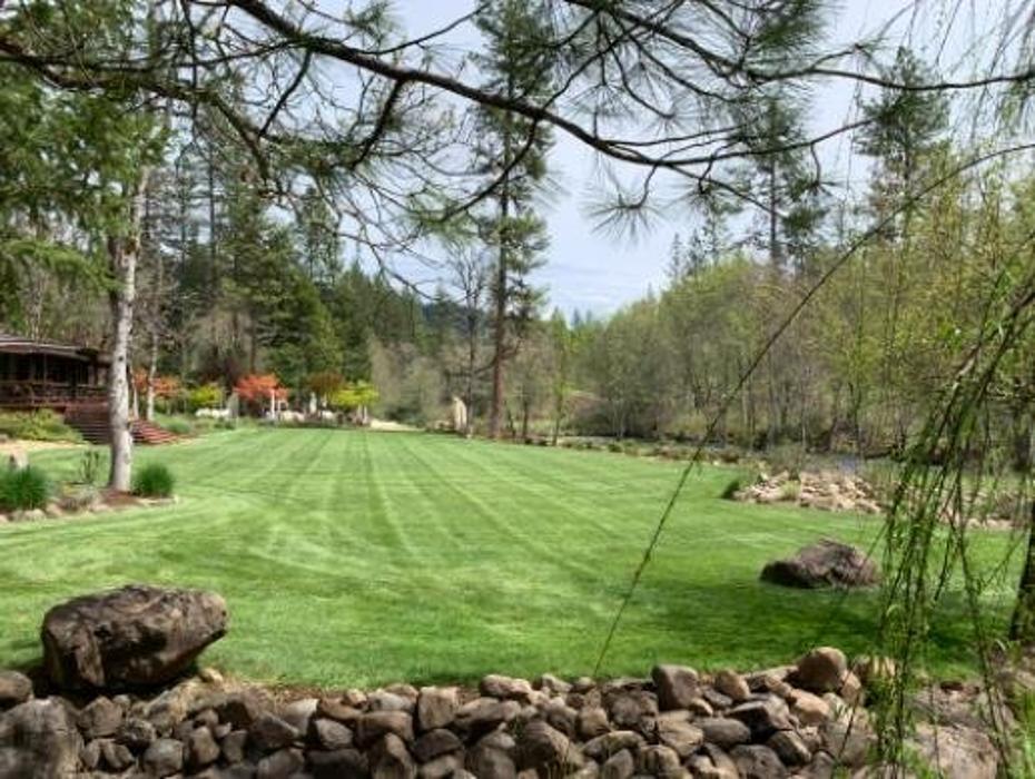 Element Landscape Maintenance - Central Point, OR