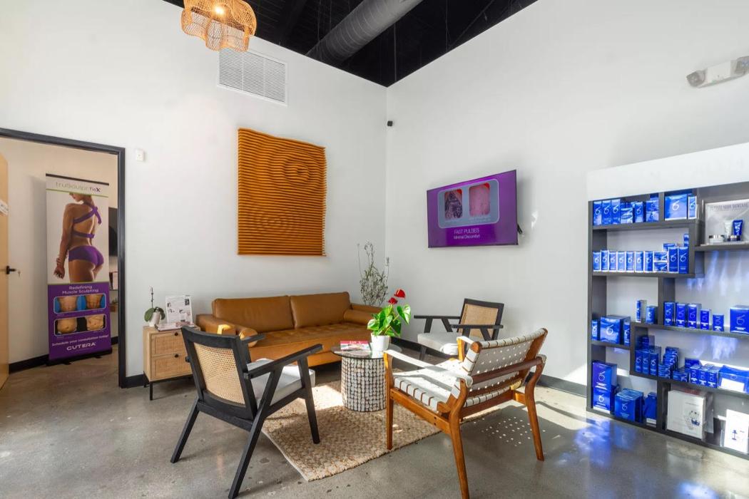 Vanity Compound - Huntington Beach, CA