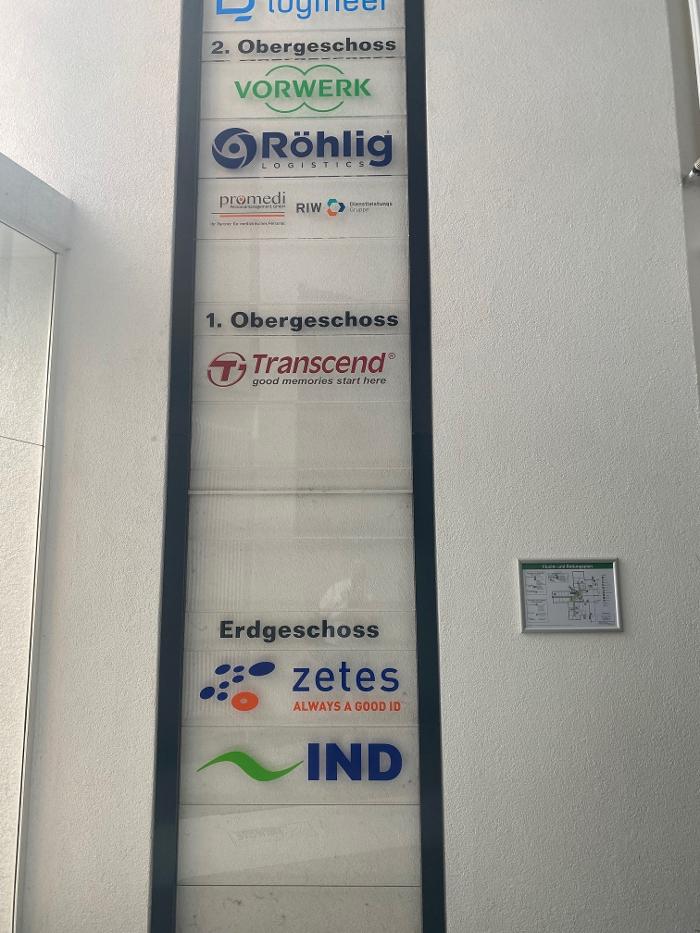 Röhlig Logistics, Flughafenstraße in Hamburg