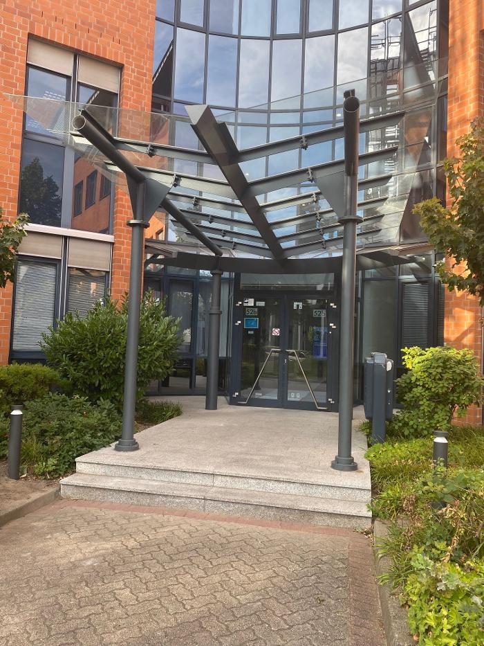 Röhlig Logistics, Flughafenstraße in Hamburg