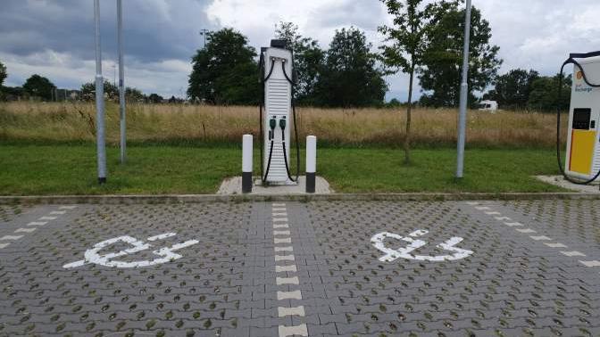 Shell Recharge Charging Station, Baron-Kückh-Straße in Rheinau