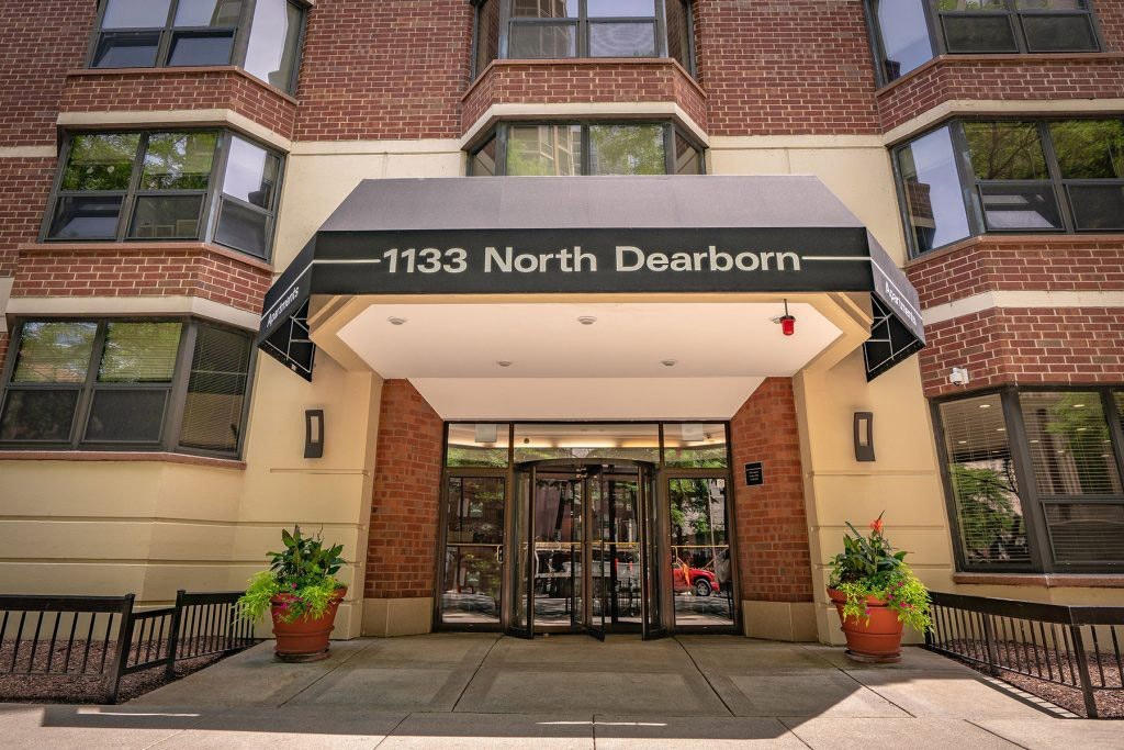 1133 N Dearborn - PPM Apartments - Chicago, IL 60610 - (312)267-2148 | ShowMeLocal.com