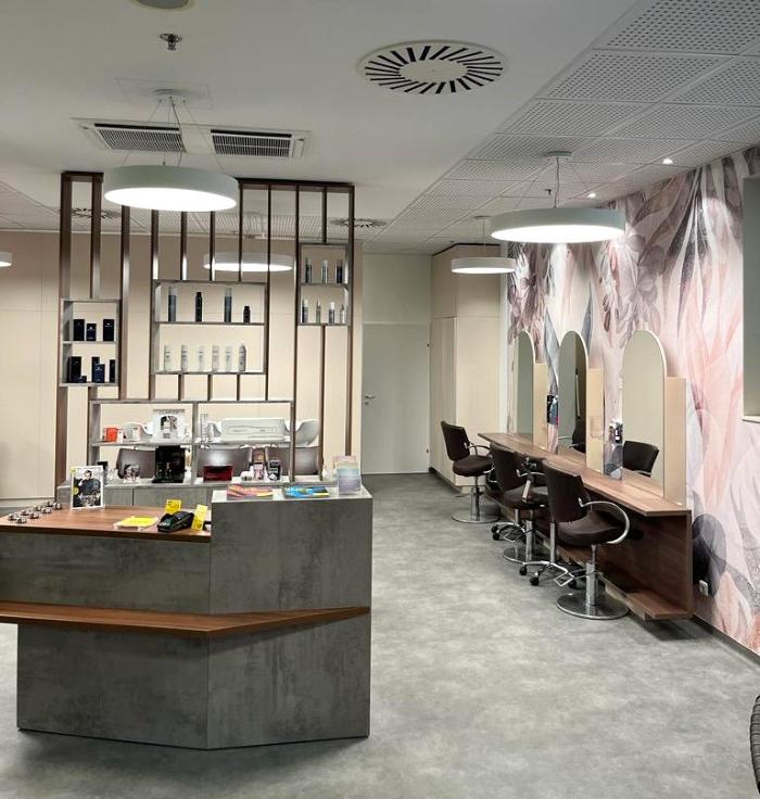 KLIPP Frisör - Ihr Friseur Vöcklabruck, Robert Kunz-Straße in Vöcklabruck