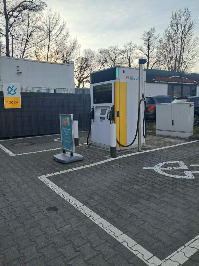 Shell Recharge Charging Station, Frankfurter Straße in Fulda