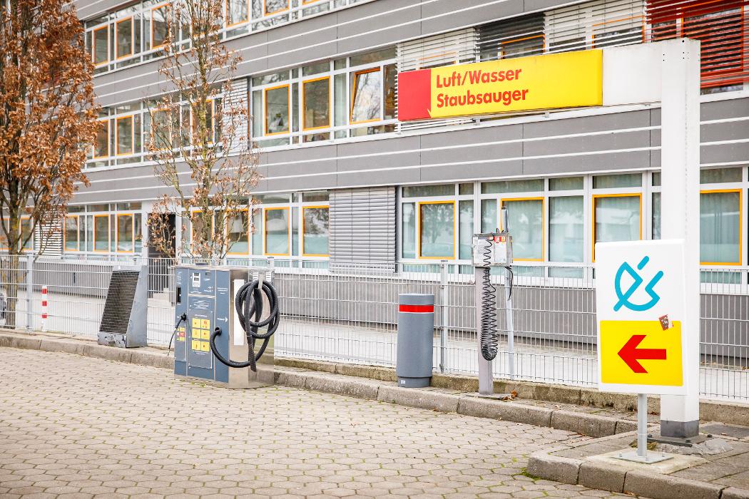 Shell Recharge Charging Station, Steinbecker Straße in Buchholz in der Nordheide