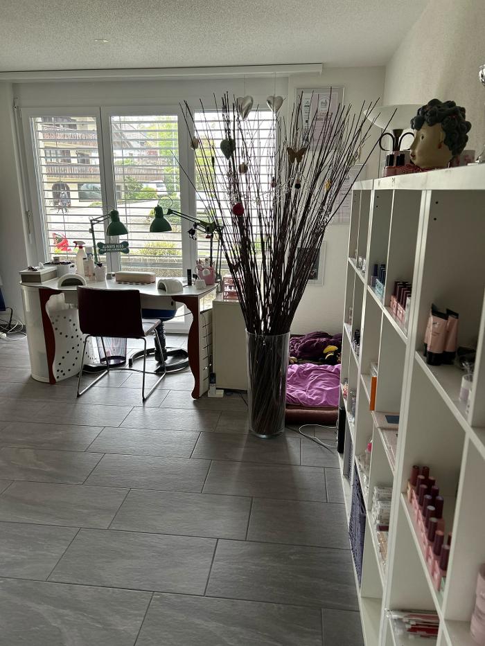 Swiss-Nailshop - Nagelzubehör und Nagelstudio, Gyrenstrasse in Widen