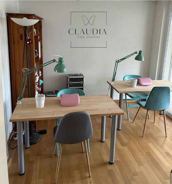 Swiss-Nailshop - Nagelzubehör und Nagelstudio, Gyrenstrasse in Widen