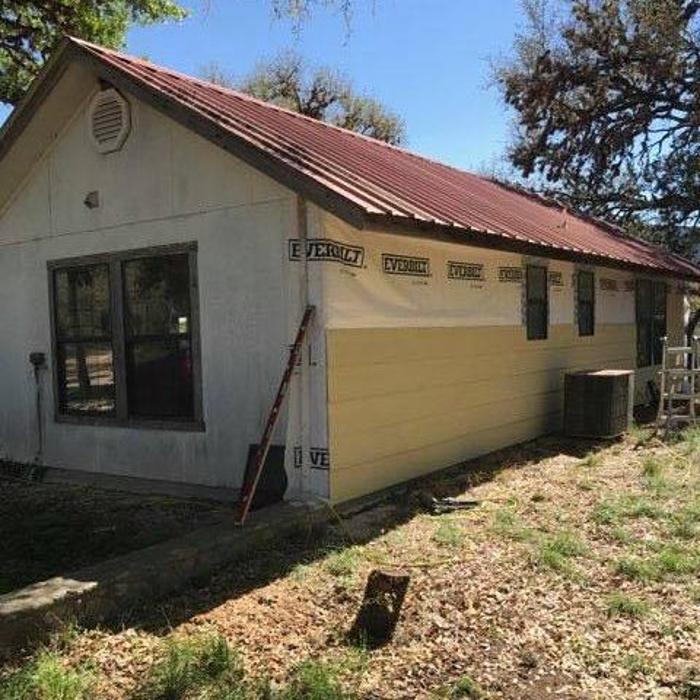 Richard Laubach Tile and Remodeling - Flatonia, TX