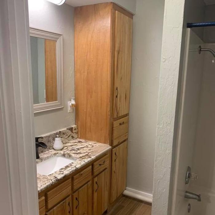 Richard Laubach Tile and Remodeling - Flatonia, TX