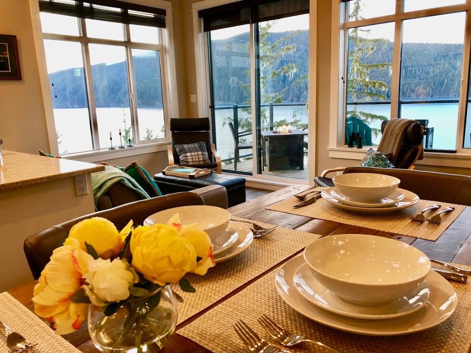 PortRenfrewVacationRentals.com
