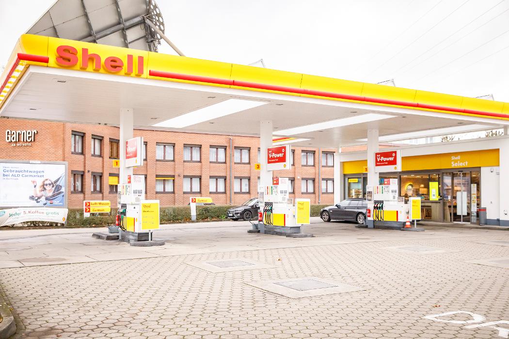 Shell Recharge Charging Station, Steilshooper Allee in Hamburg