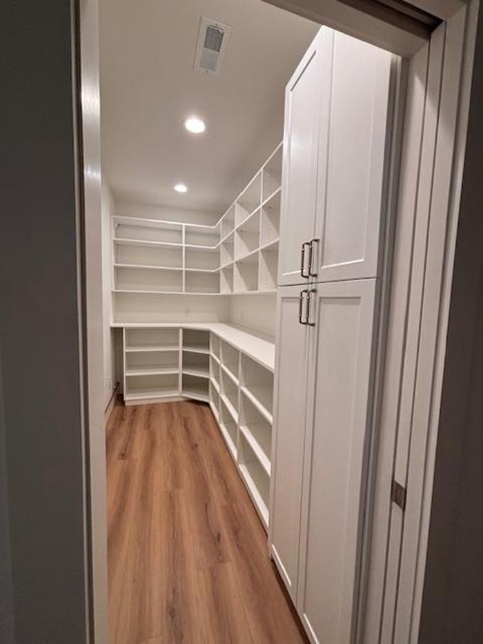 The Eccentric Closet Image