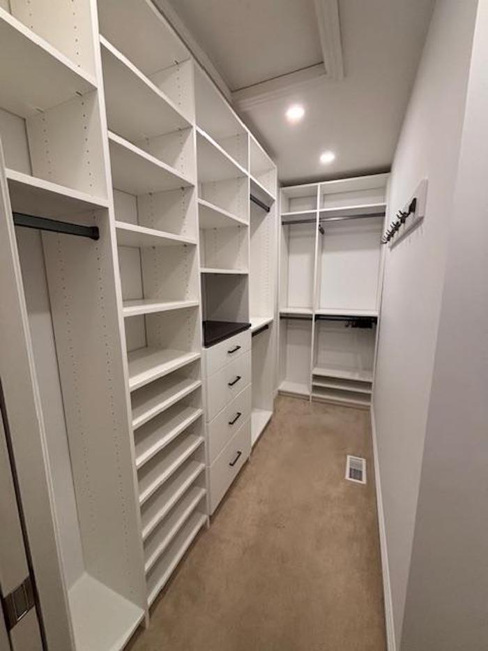 The Eccentric Closet Image