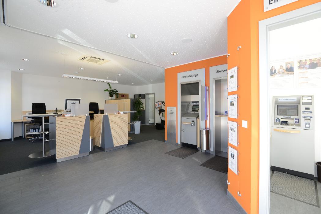 Geldautomat - Volksbank Raiffeisenbank Bayern Mitte eG, Regensburger Straße in Ingolstadt