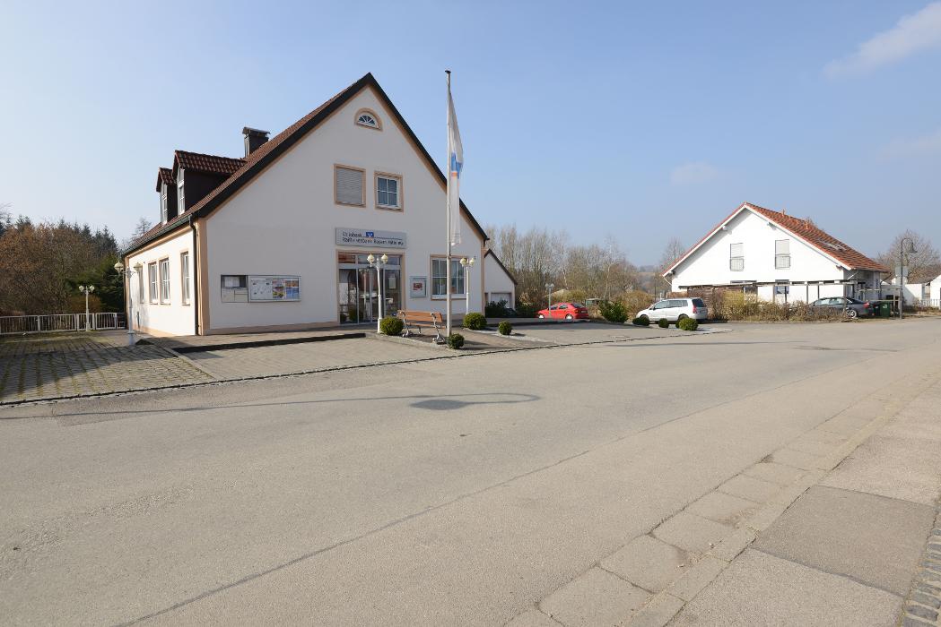Geldautomat - Volksbank Raiffeisenbank Bayern Mitte eG, Bahnstraße in Pfaffenhofen an der Ilm
