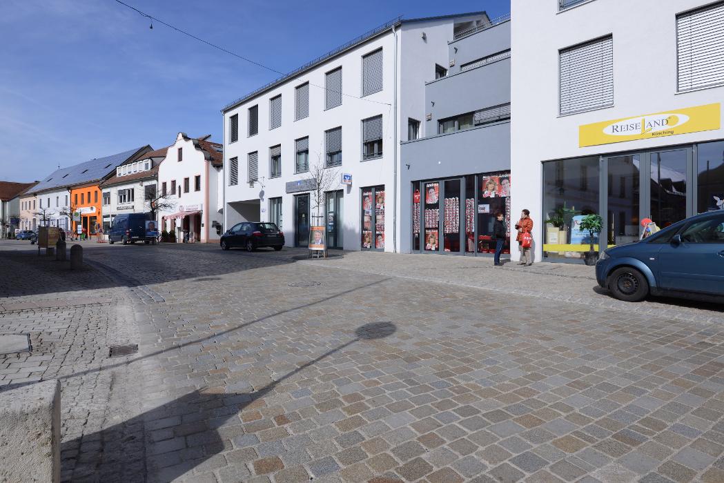 Geldautomat - Volksbank Raiffeisenbank Bayern Mitte eG, Marktplatz in Kösching