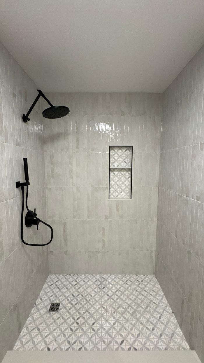 Blue Collar Family Construction Image