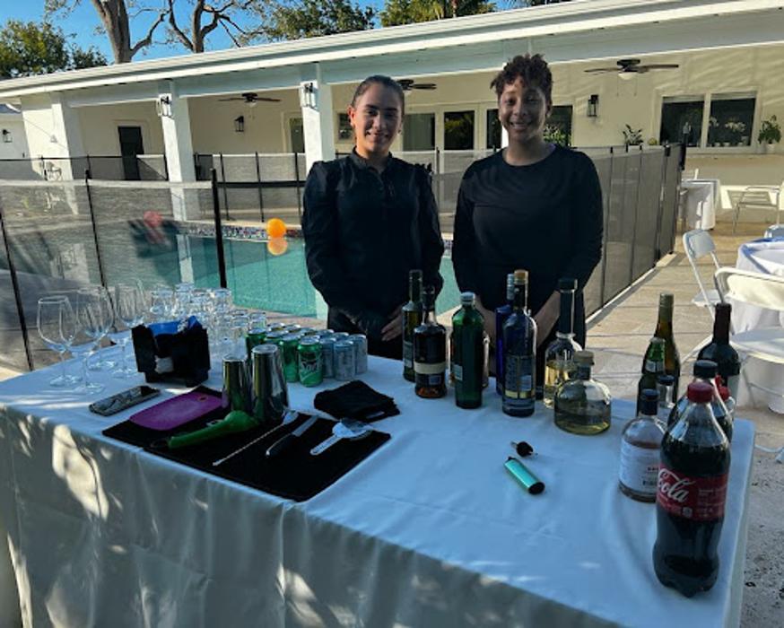 Miami Bartender Babe - Aventura, FL