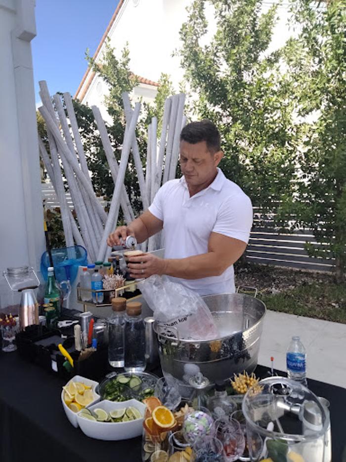 Miami Bartender Babe - Aventura, FL