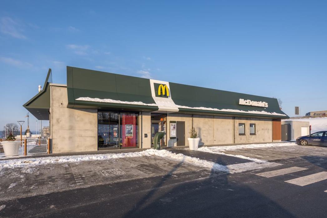 McDonald's, An der Autobahn in Neudrossenfeld