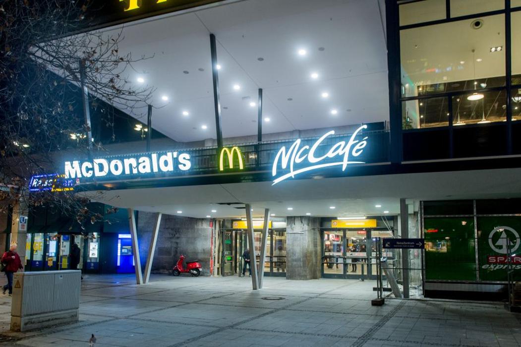 McDonald's, Hardenbergplatz in Berlin