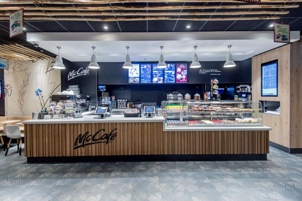 McDonald's, Hardenbergplatz in Berlin